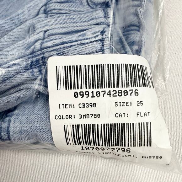 J Crew Factory Lightweight Drapey Cargo Jogger Jean Size 25 Light Wash Blue - Picture 9 of 16